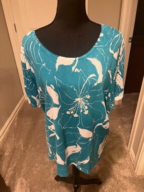 Women's Teal Floral Scoop-Neck Tunic